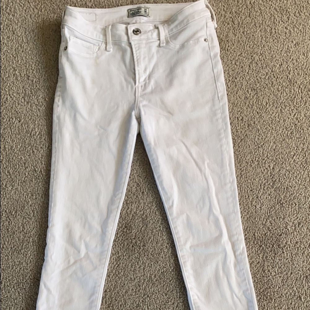 White Abercrombie & Fitch Skinny Jeans